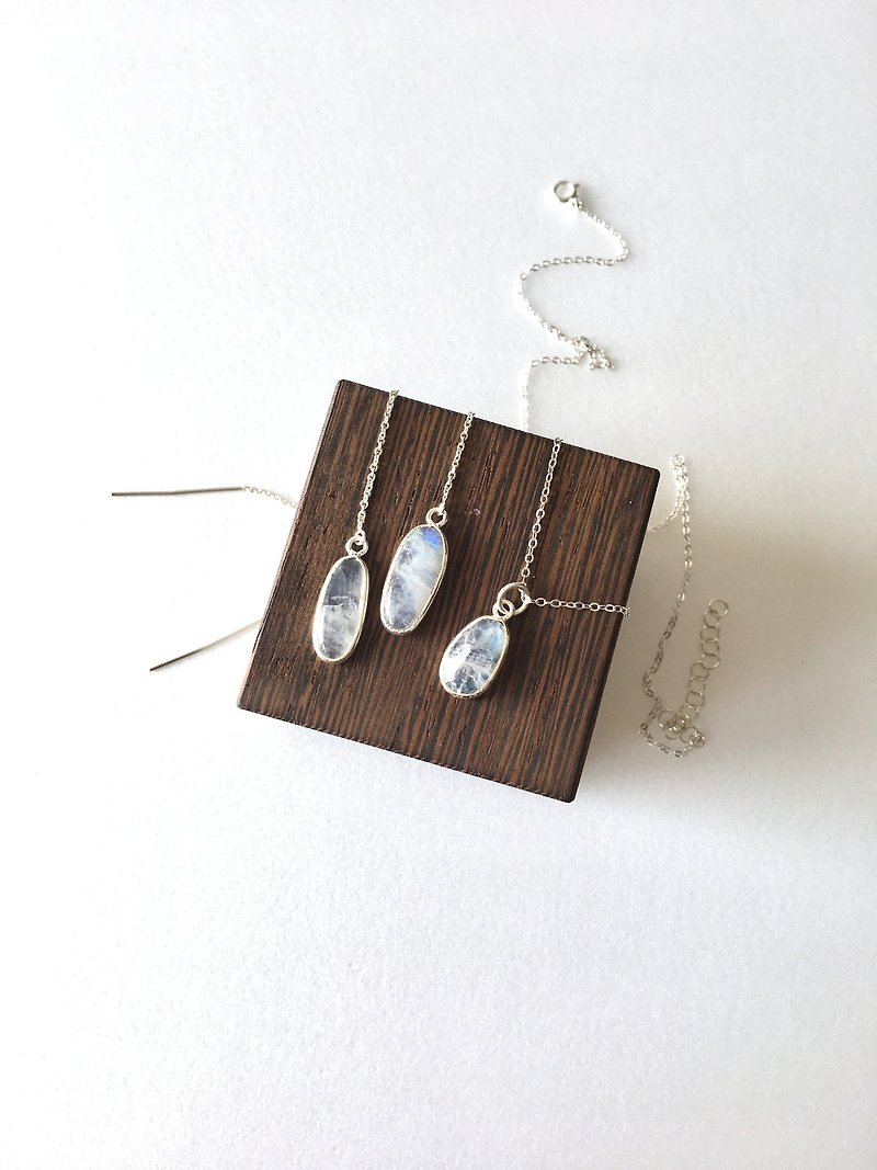 Moonstone bezel necklace and Chain-earring　SV925 - 项链 - 半宝石 白色