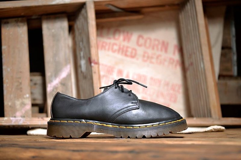 《Dr. Martens Shoes》黑色经典1461马汀鞋 DME07 - 芭蕾鞋/娃娃鞋 - 真皮 黑色
