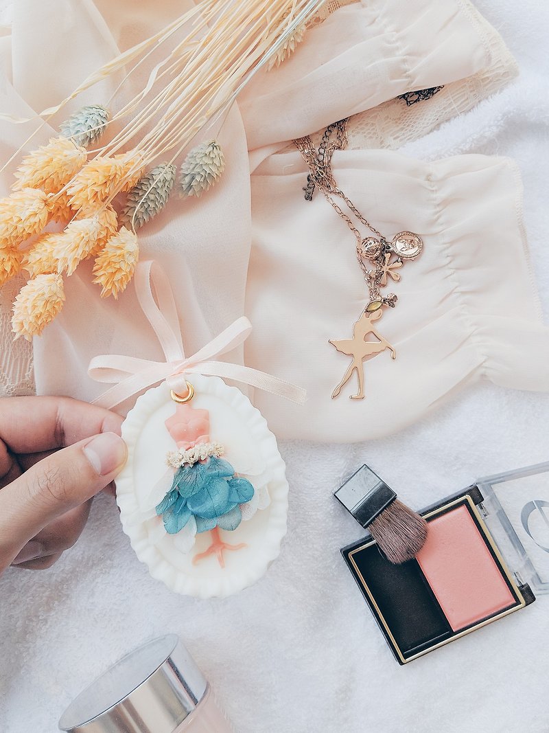 【香氛蜡片-新娘款】Pinkoi独家花卉拼贴出梦幻的纱裙香氛小物 - 香薰/精油/线香 - 蜡 多色