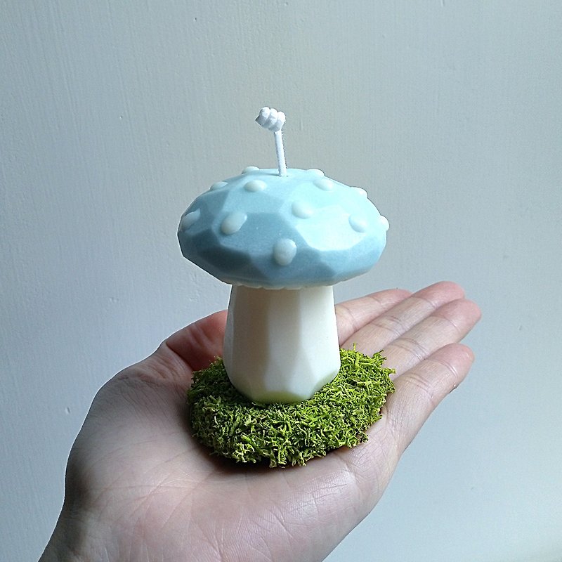 Mushroom 蘑菇 全人手切割 天然大豆香氛蜡烛 | 创意 生日礼物 - 蜡烛/烛台 - 蜡 蓝色