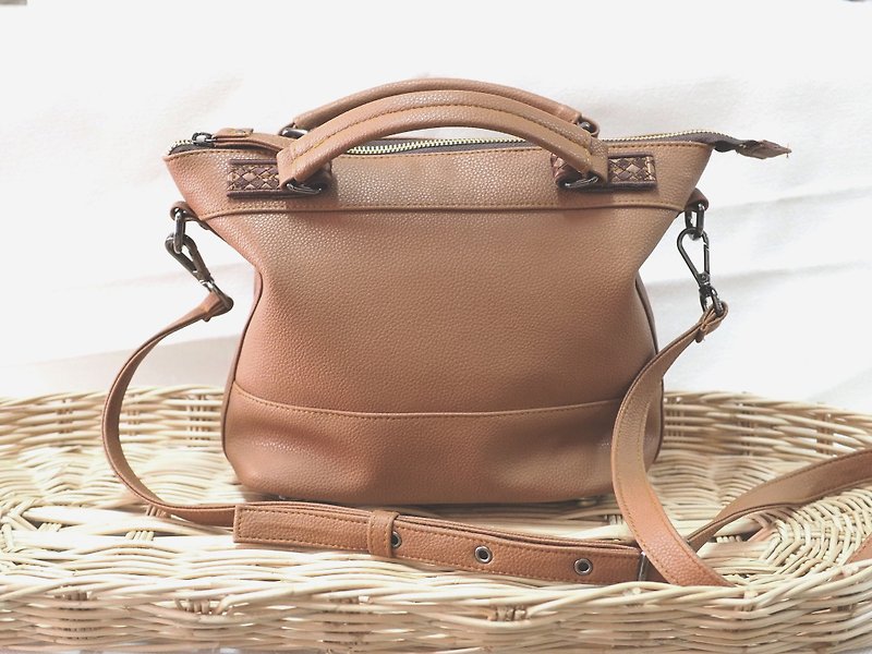 Mini Loose Brownie Bag (M) - 侧背包/斜挎包 - 真皮 咖啡色