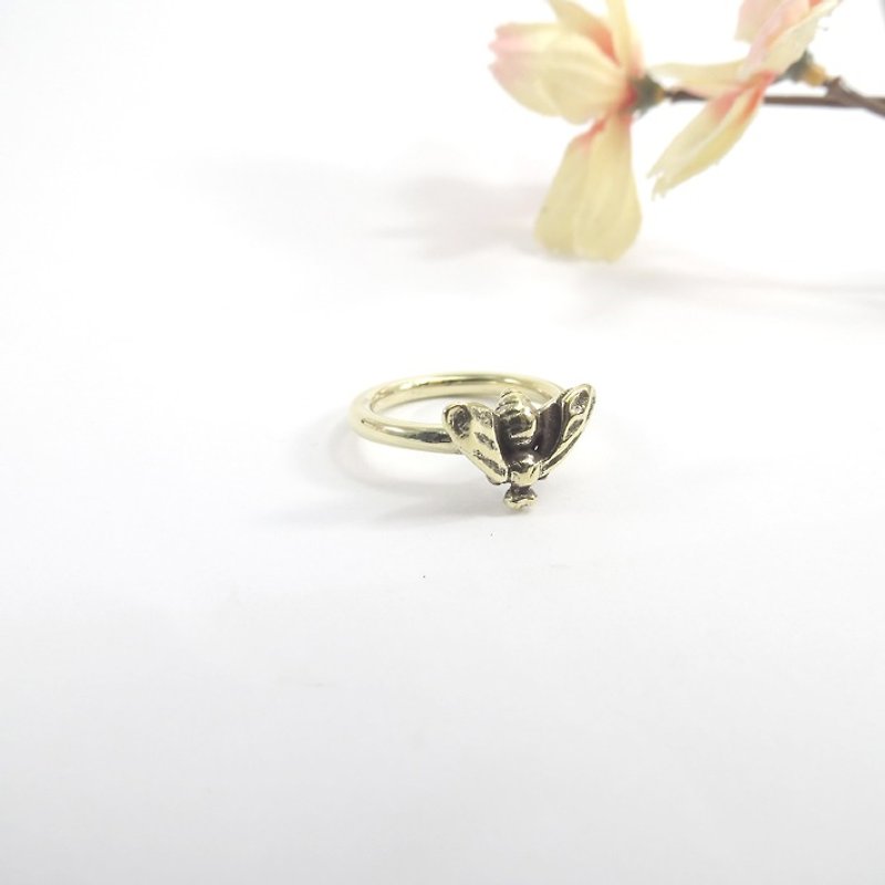 Bee ring from WABY - 戒指 - 其他金属 橘色