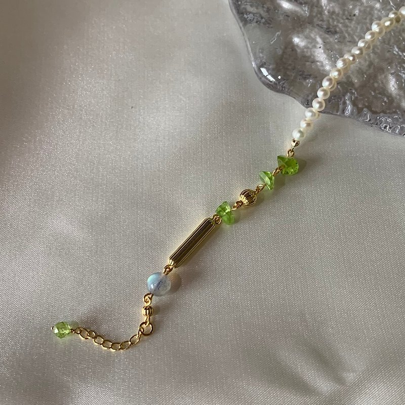 【 解忧幸福草 】橄榄石│拉长石│珍珠 设计款水晶手链 - 手链/手环 - 水晶 绿色