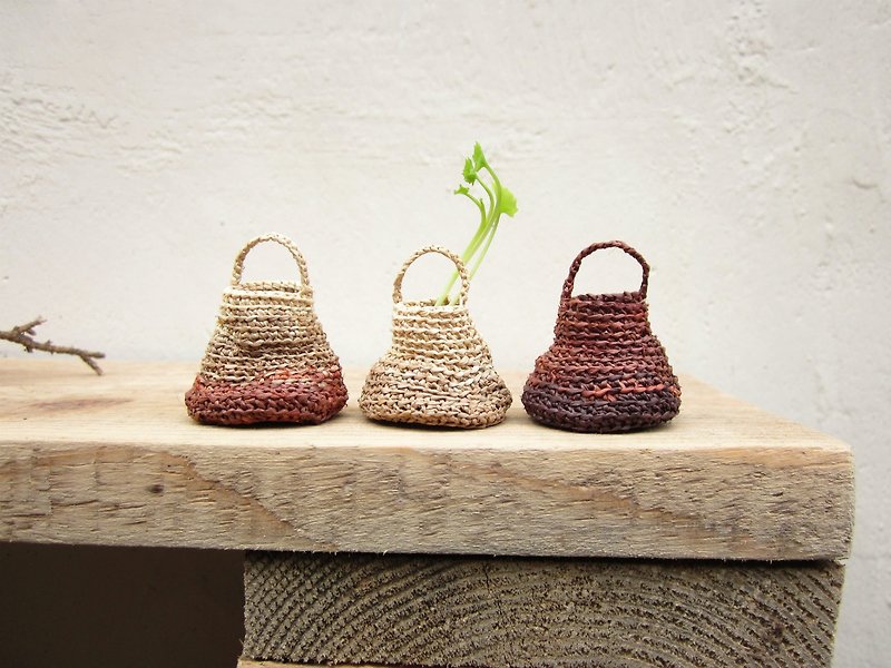 Miniature baskets, kitchen decor, home decor, natural, hand crochet, dollhouse - 摆饰 - 其他材质 咖啡色