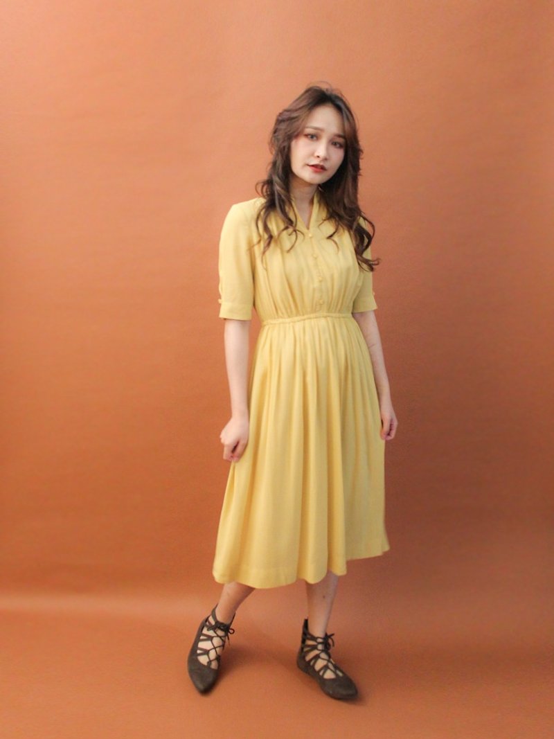 复古日本制清新素色鹅黄色短袖古着洋装 Japanese Vintage Dress - 洋装/连衣裙 - 聚酯纤维 黄色