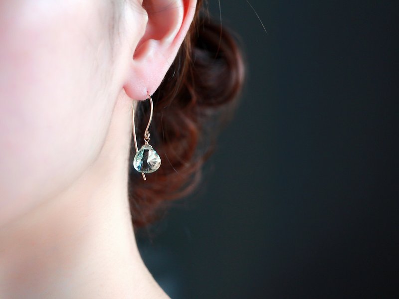 14kgf- Green amethyst concave cut pierced earrings 不能改耳夾 - 耳环/耳夹 - 宝石 绿色