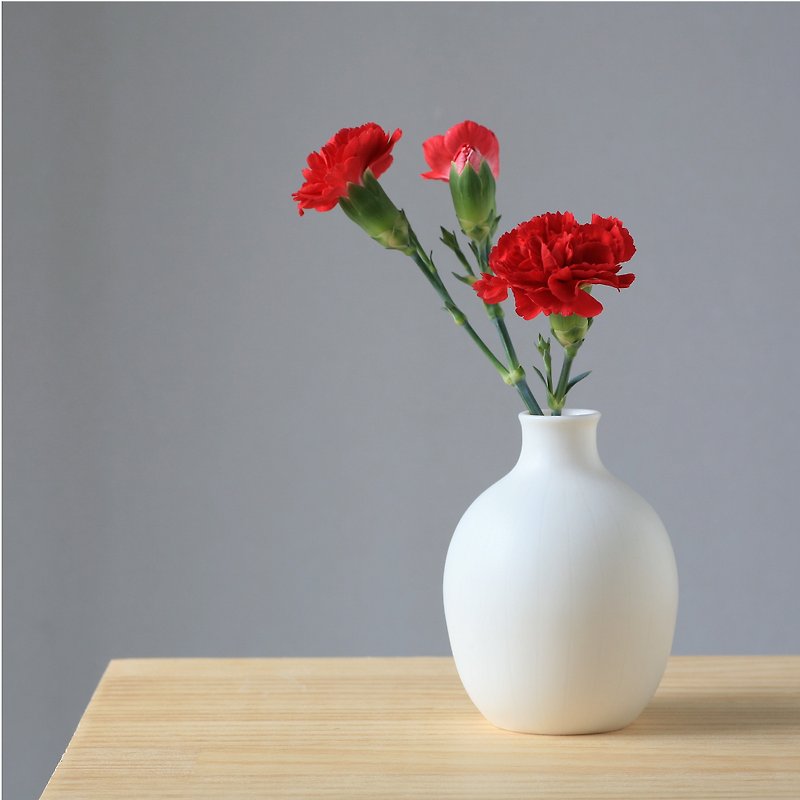 白磁の花器 -44 - 花瓶/陶器 - 瓷 白色