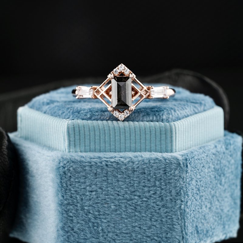 Baguette Salt And Pepper Diamond Ring, Rose Gold Anniversary Ring,Ring For Women - 戒指 - 宝石 