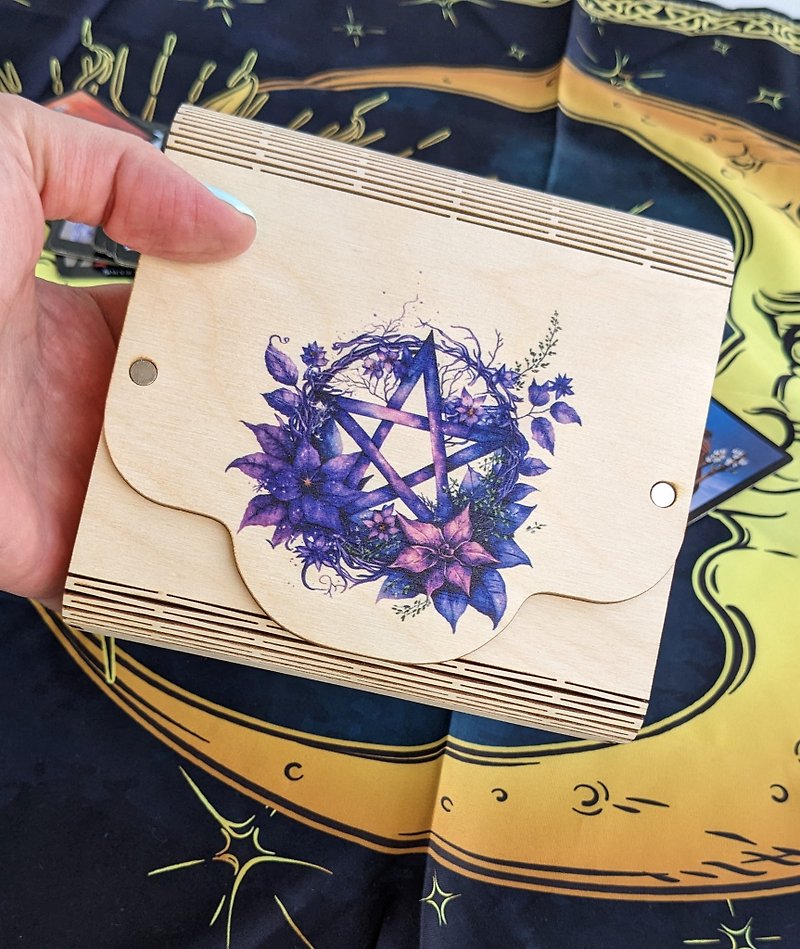 Wooden box tarot card storage with magic watercolor pentacle art - 收纳用品 - 木头 