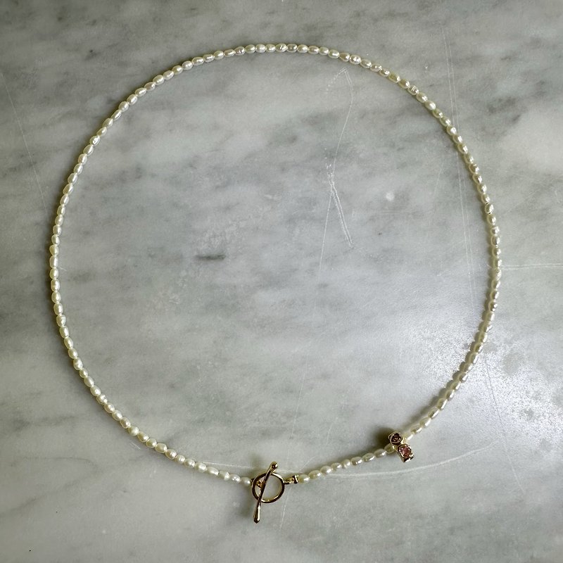 Minertés+迷你珍珠·淡粉锆石·14K镀金项链+ - 项链 - 珍珠 白色
