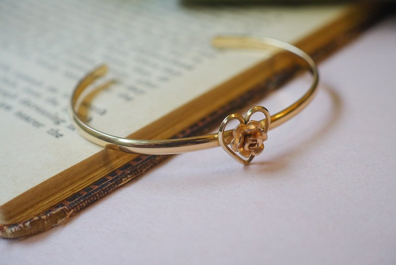 其他金属 手链/手环 金色 - 美国古董Krementz 14k包金心型玫瑰手环