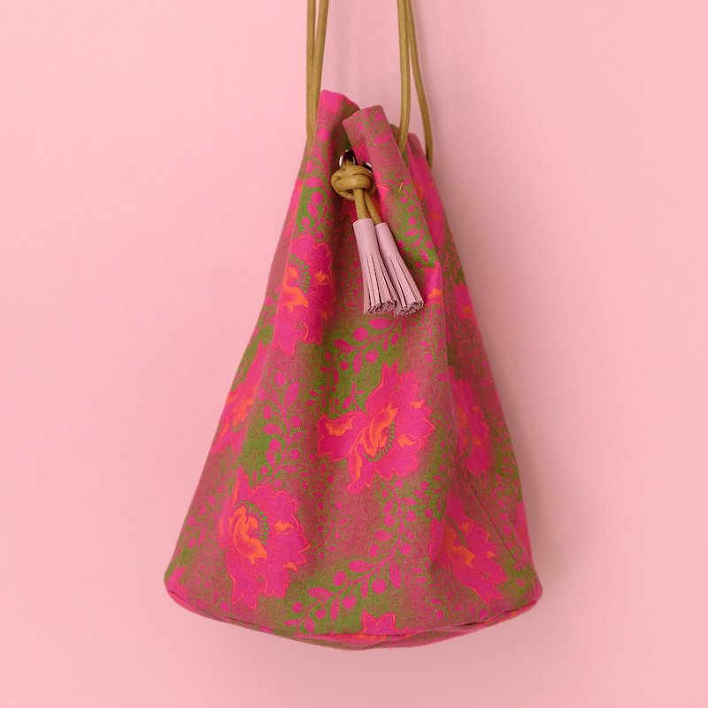 アフリカンファブリックバスケットバッグ - 手提包/手提袋 - 棉．麻 粉红色