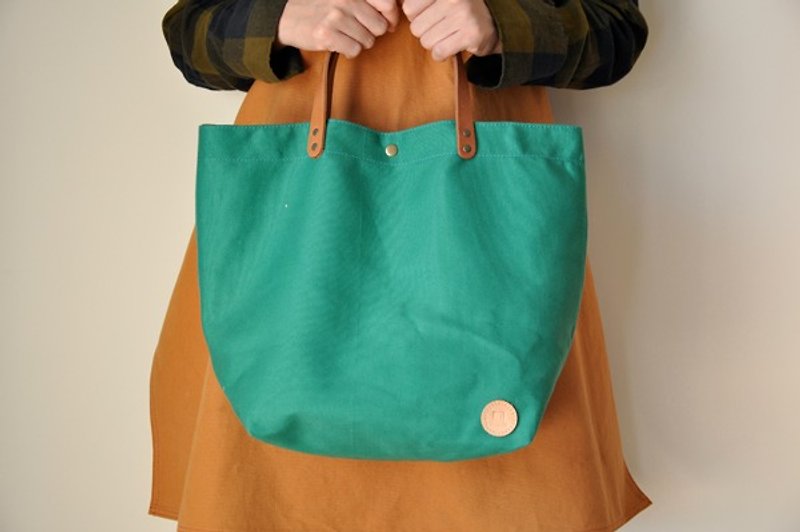 HB08　中帆布包–孔雀绿 - 手提包/手提袋 - 棉．麻 绿色