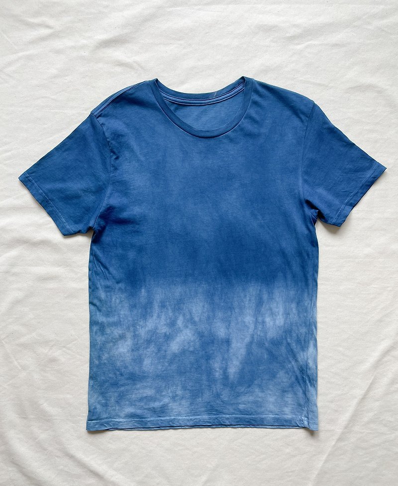 日本製 Midnight Blue 闇夜と海 藍染オーガニックコットンTシャツ　 Indigo dyed 藍染 organic cotton JAPANBLUE - 女装 T 恤 - 棉．麻 蓝色