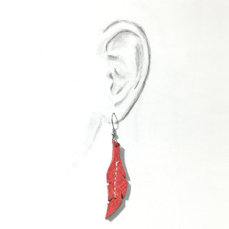 ~纽约红~皮革羽毛垂坠不锈钢 耳环 - 耳环/耳夹 - 真皮 红色