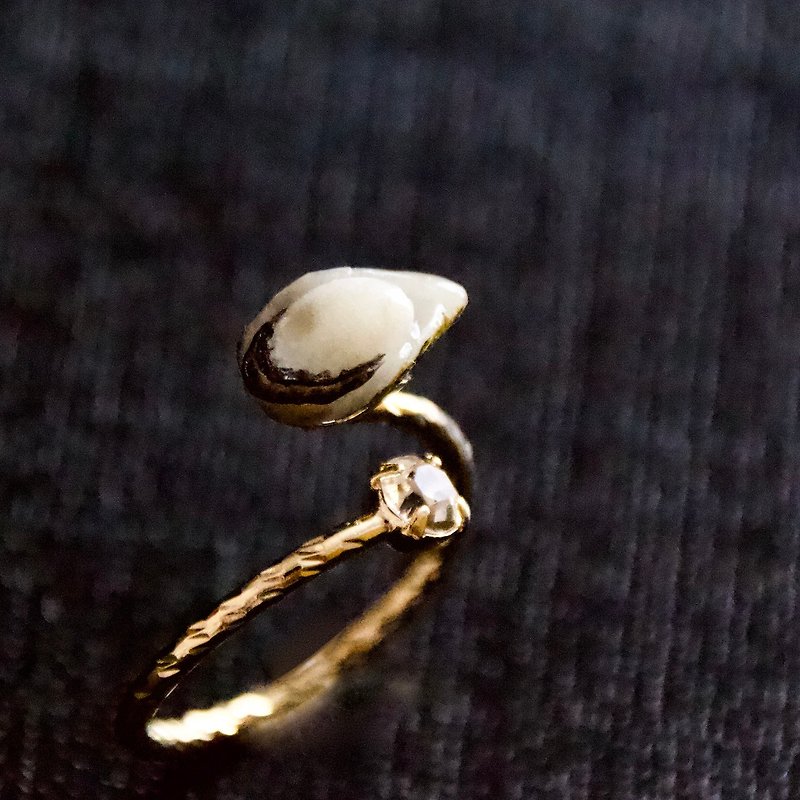 生牡蠣好きのためのリング　ゴールド - 戒指 - 粘土 金色