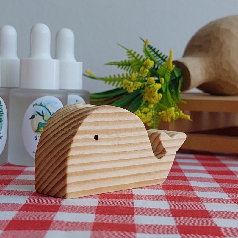 Small wood diffuser whale - 香薰/精油/线香 - 木头 咖啡色