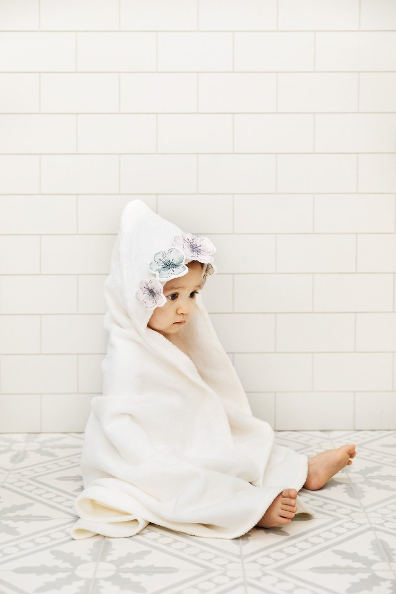 【瑞典ELODIE DETAILS】BABY连帽浴巾 - Embedding Bloom 花仙子 - 毛巾浴巾 - 棉．麻 白色