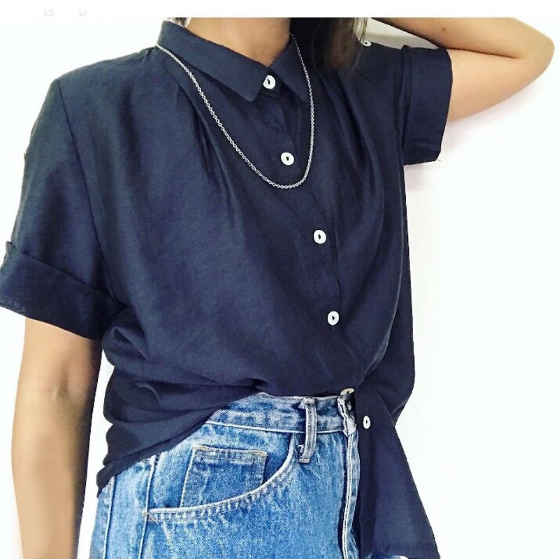 Vintage Everywhere Dark blue shirt / vintage shirt - 女装衬衫 - 棉．麻 蓝色