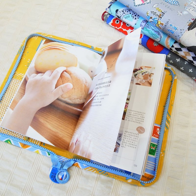 鹿儿。妈妈宝宝手册或宝贝书籍保护套   可定制   花色持更中 - 满月礼盒 - 棉．麻 橘色