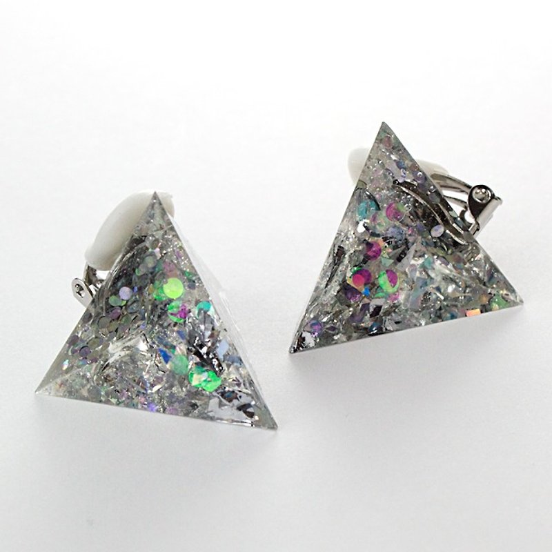 トライアングルイヤリング(Kirameki) - 耳环/耳夹 - 其他材质 银色