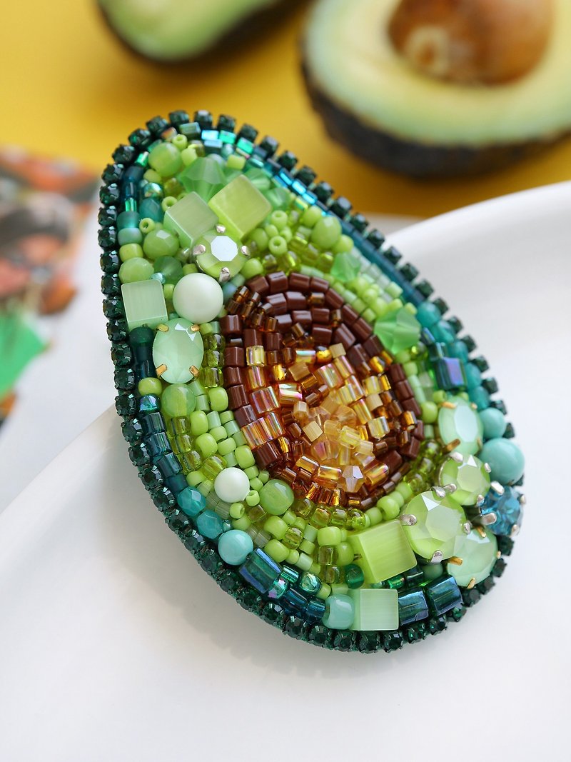Avocado Jewelry Handmade Brooch Fruit pin - 徽章/别针 - 其他材质 绿色