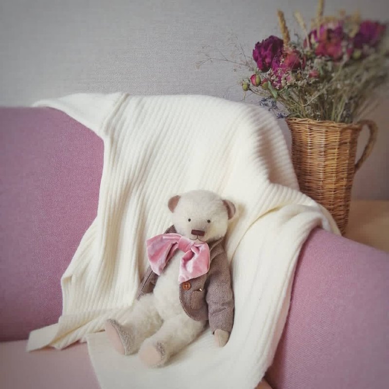 White Teddy Bear Rune, Mohair Vintage Teddy Bear - 玩偶/公仔 - 其他材质 