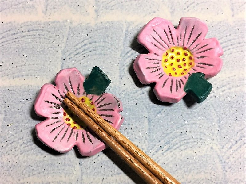 条纹粉红花形筷子架_陶器筷架 - 筷子/筷架 - 陶 粉红色