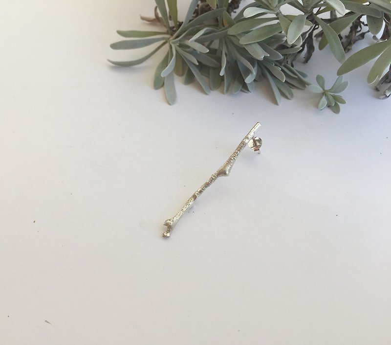 小小植物园：枯枝耳环（一支） - 耳环/耳夹 - 其他金属 银色