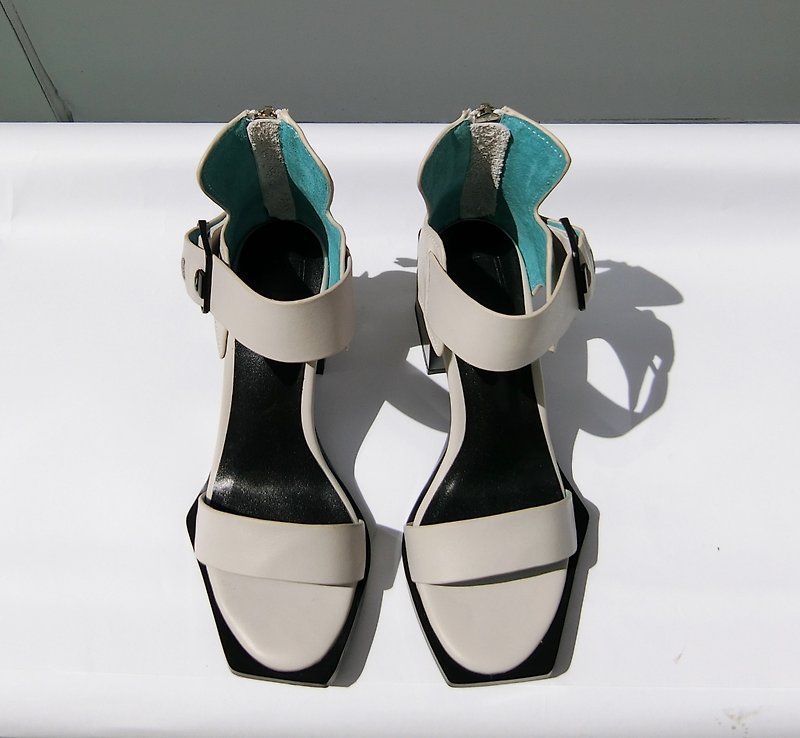 画儿#8059|| 小牛皮中跟露趾鞋 现代主义几何的完美诠释 极简灰白 || - 女款牛津鞋/乐福鞋 - 真皮 白色