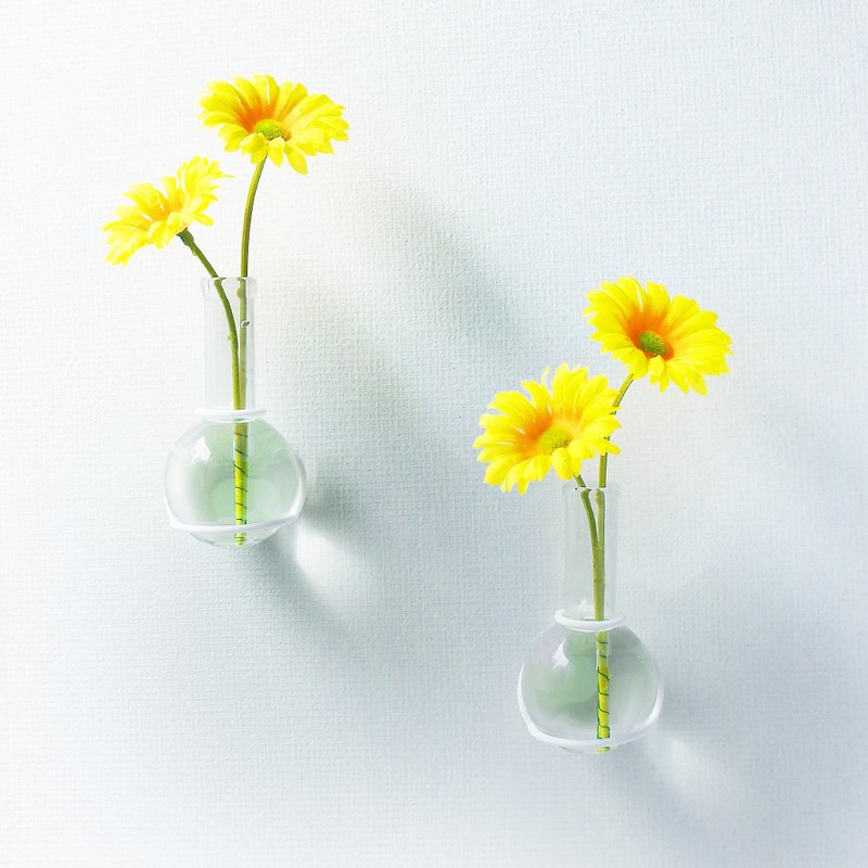 壁に飾る一輪挿し　Glass ball　50mm【ピン】 - 花瓶/陶器 - 玻璃 透明