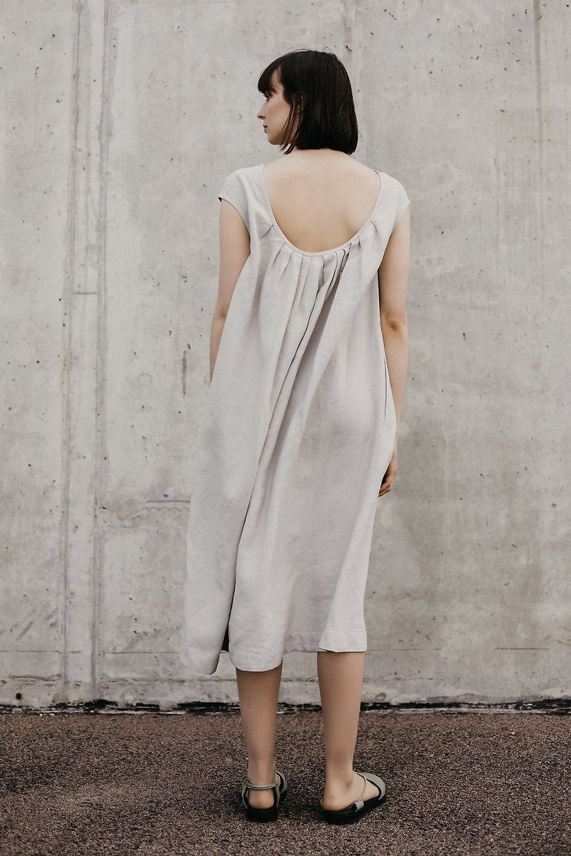 Linen Dress Motumo – 18S9 - 洋装/连衣裙 - 亚麻 