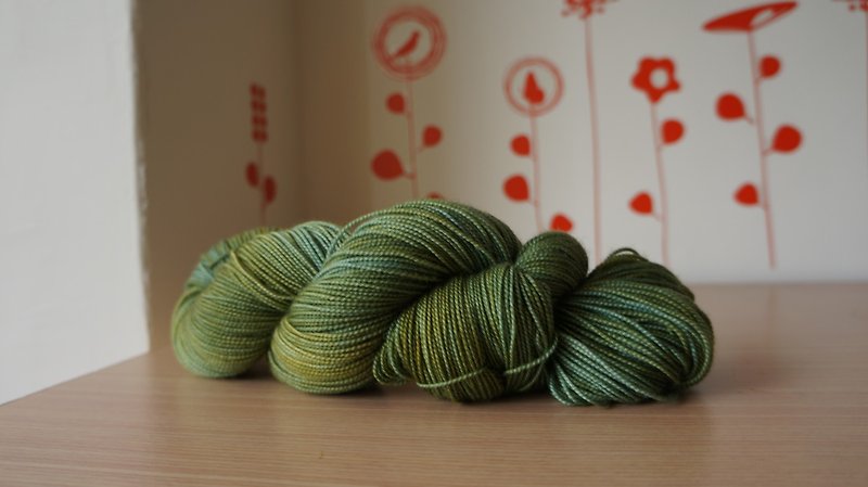 手染线。绿野(MCN/美丽诺/羊绒/尼龙) - 编织/刺绣/羊毛毡/裁缝 - 羊毛 绿色