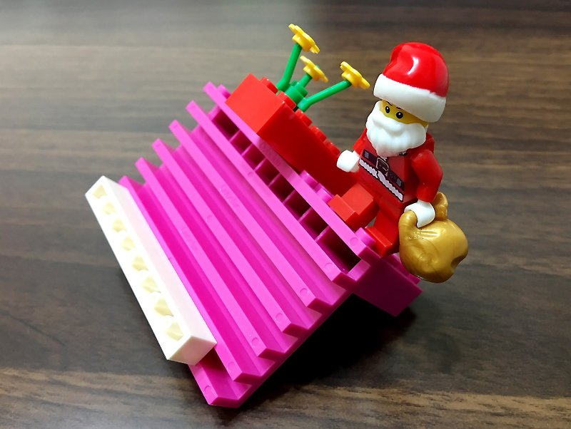 【圣诞礼盒】 积木手机架 六段角度调整 兼容乐高LEGO 可爱礼物 - 收纳用品 - 塑料 多色