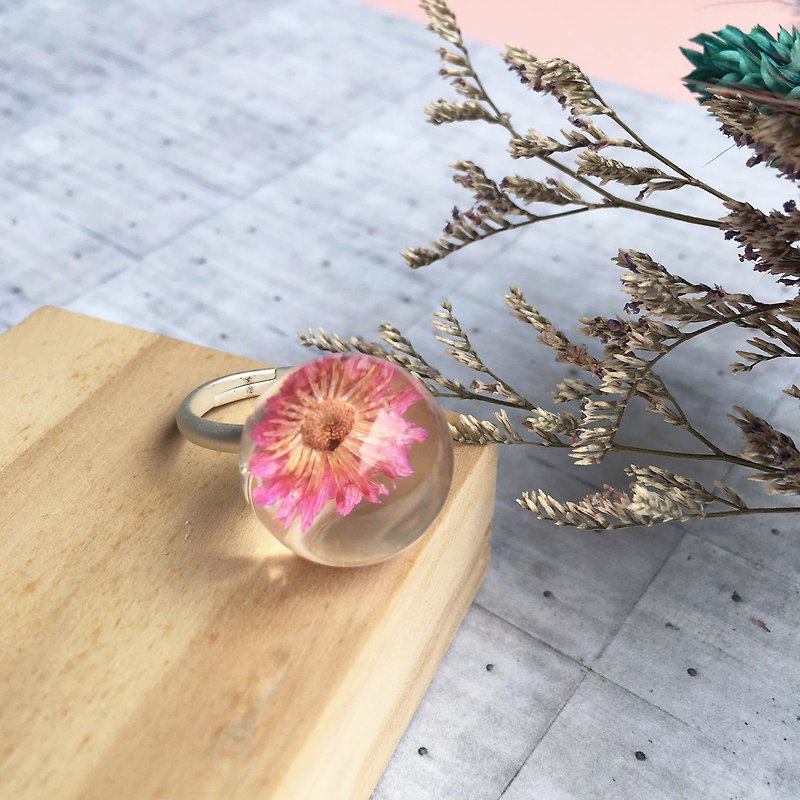 《Wanna-be》干燥花 押花戒指～文青感 饰品 吊饰 手工 定制化 天然质感 干花 植物 - 戒指 - 植物．花 多色