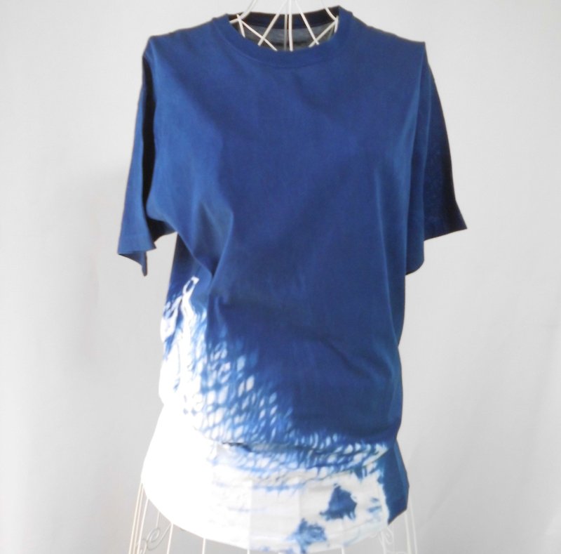 藍染め・Tシャツ_1・絞り染め・スーピマコットン・L・男女兼用  - 女装 T 恤 - 棉．麻 蓝色