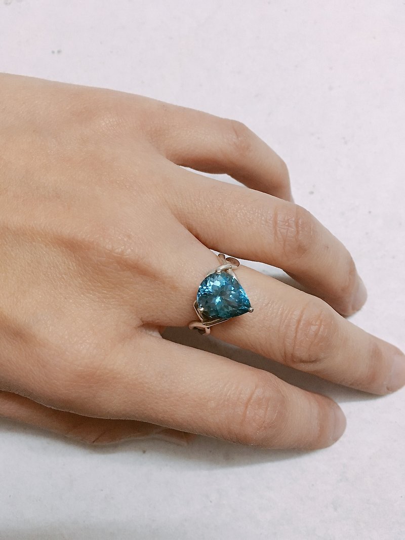梨型 伦敦蓝 托帕石 戒指 尼泊尔 手工制 925纯银 - 戒指 - 半宝石 
