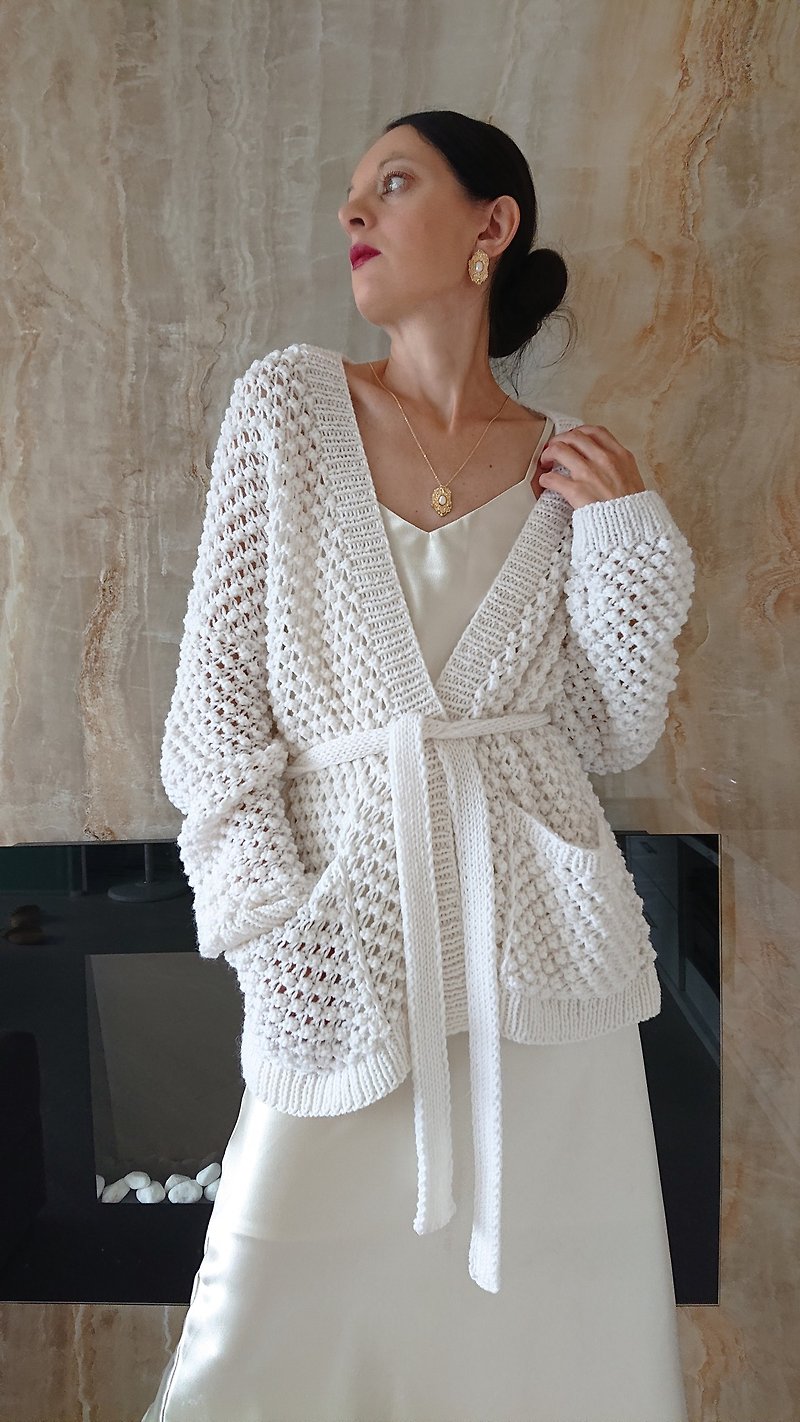 White sweater jacket Kimono cardigan Drop shoulder loose top Sweater wool women - 女装针织衫/毛衣 - 羊毛 