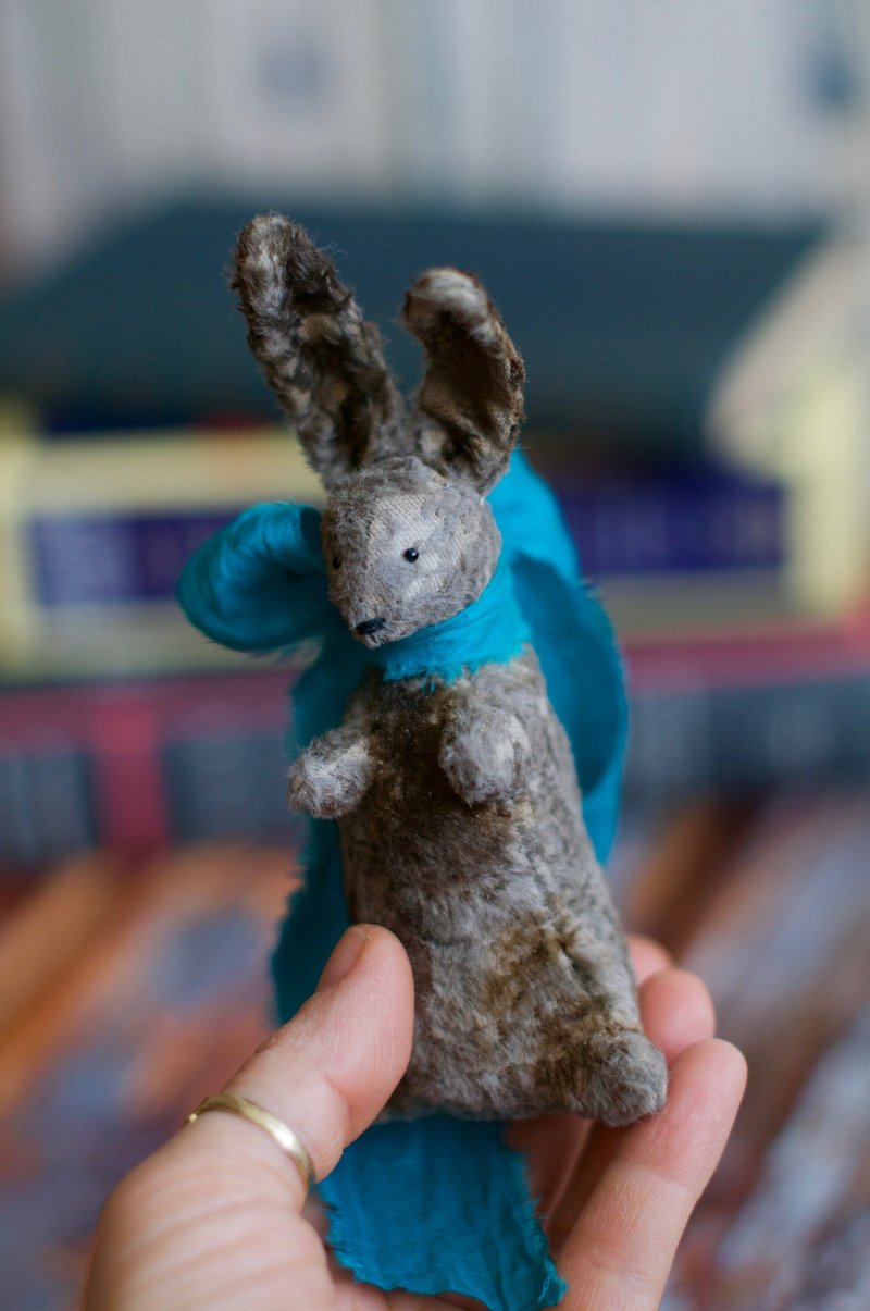 Velveteen Rabbit. 2023 year symbol - 玩偶/公仔 - 其他材质 灰色