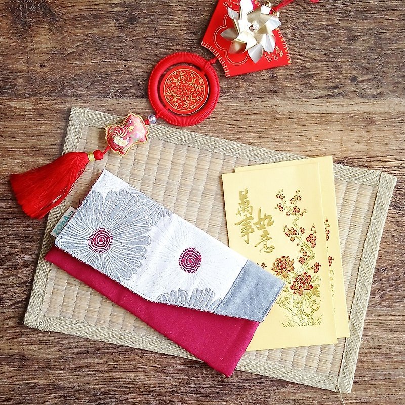 【新春限定】红包收纳袋 (银白) - 化妆包/杂物包 - 棉．麻 银色