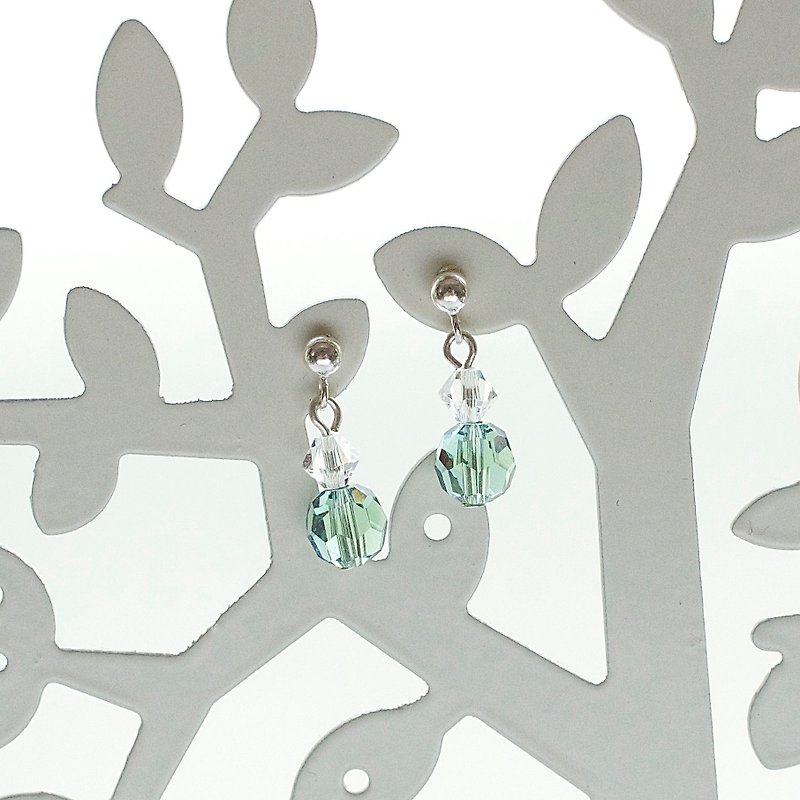 奥地利清新绿水晶串珠 纯银耳环 礼物订制 - 耳环/耳夹 - 宝石 绿色