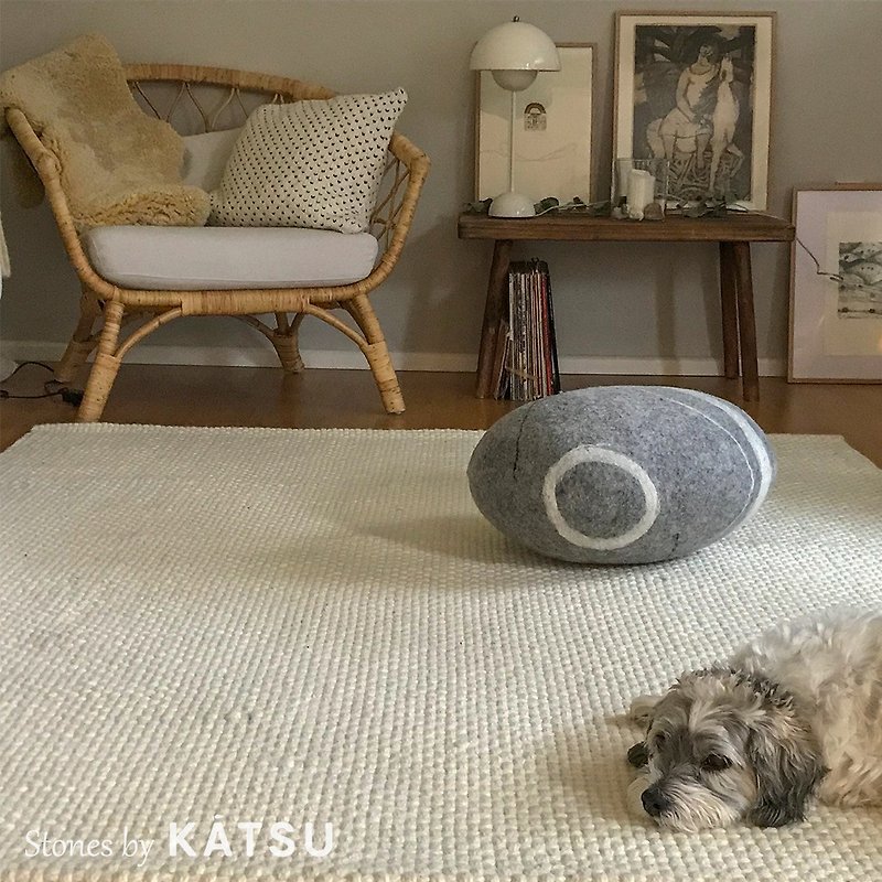 Wool stone pouf ottoman, floor cushion – Baby Stone Model - 枕头/抱枕 - 羊毛 灰色