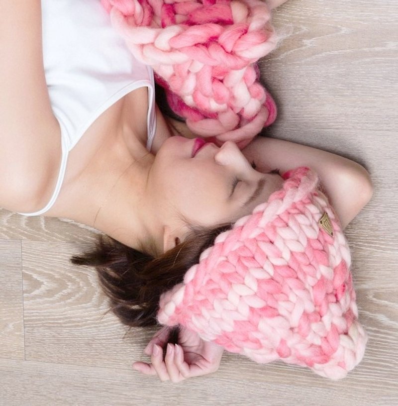 【盲藤手作-山】粗线100%纯羊毛编织帽/盛樱 - 帽子 - 羊毛 粉红色