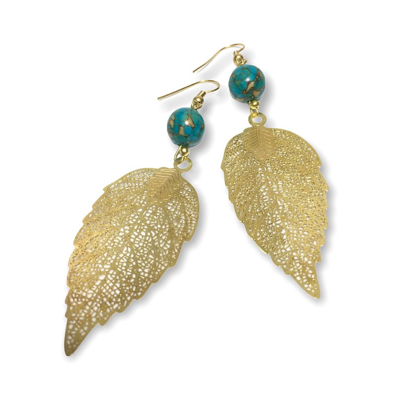 Turquoise stone earrings hanging perforate leaf brass - 耳环/耳夹 - 石头 金色