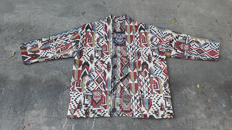 AMIN'S SHINY WORLD手工KIMONO彩色几何提花满版罩衫大衣 - 男装外套 - 棉．麻 多色