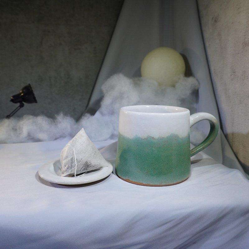 碧绿白山形杯-约330ml,茶杯,马克杯,水杯,咖啡杯,杯盖 - 咖啡杯/马克杯 - 陶 多色
