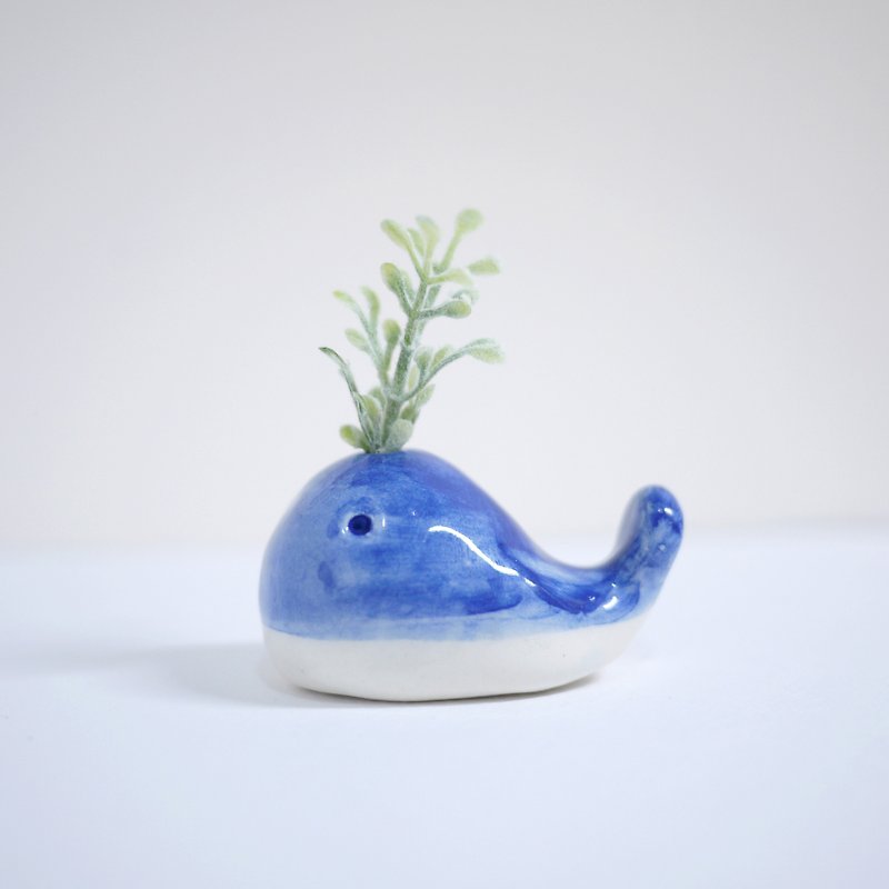 tome | 蓝白鲸 二色 - 花瓶/陶器 - 瓷 白色