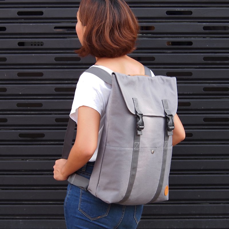 Simply Collection - 灰色（可转换背包托特包、背包、包包、手提包） - 后背包/双肩包 - 其他材质 灰色
