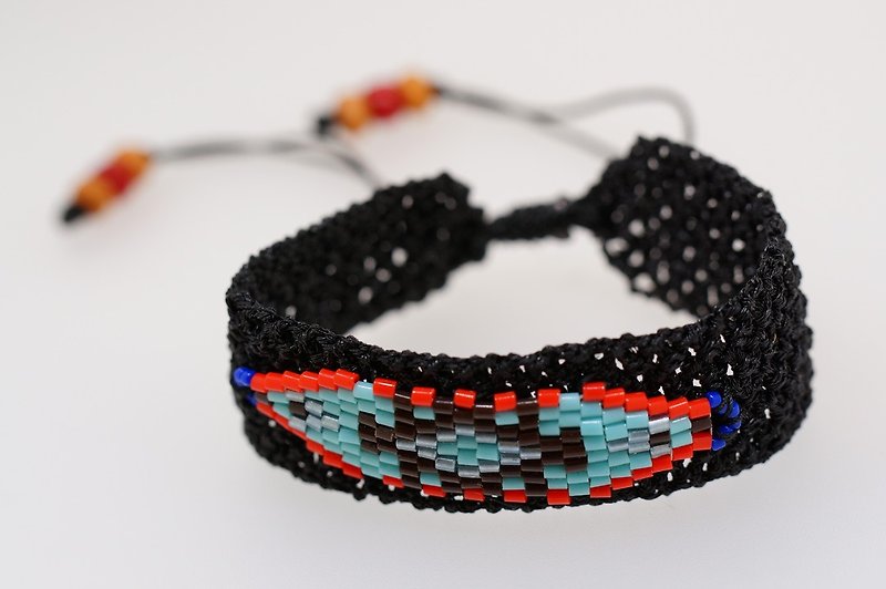 手鈎串珠民族风图案手绳 ( Peyote Beaded Bracelet ) - 手链/手环 - 绣线 多色