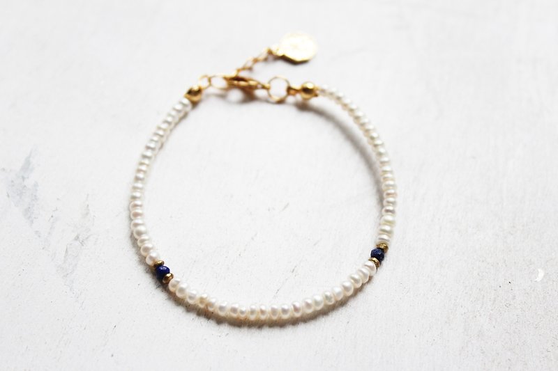 9月诞生石-Lapis lazuli青金石珍珠系列铜手链 - 手链/手环 - 宝石 蓝色
